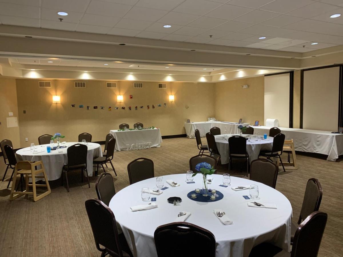 Radisson Hotel Detroit-Farmington Hills Eksteriør bilde